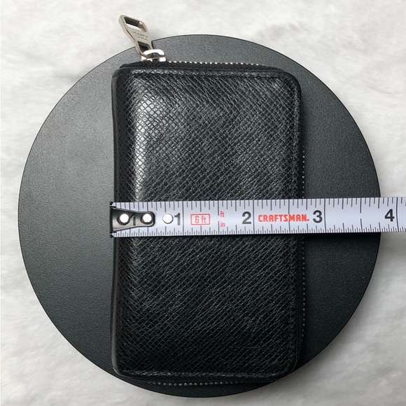 Louis Vuitton Taiga Leather Zippy Coin Purse/or Card Holder,Date Code#-MI3108 - Picture 9 of 16